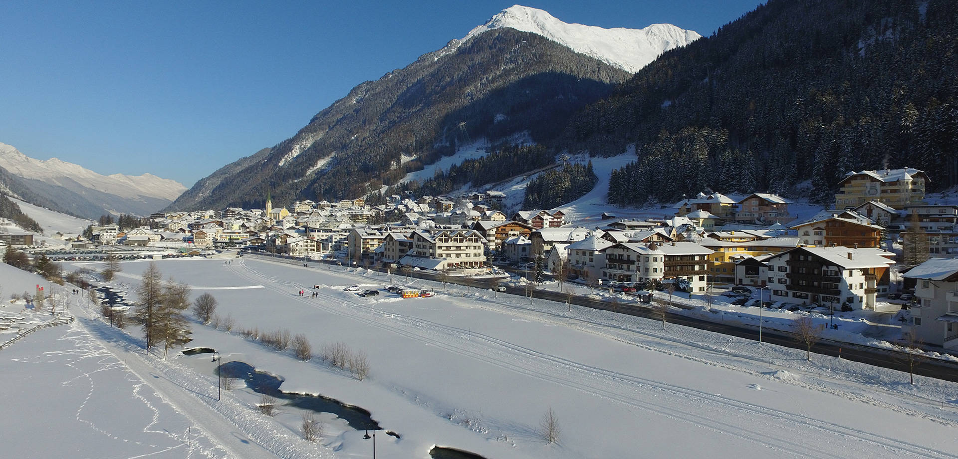  Ortsansicht Ischgl im Winter Ischgl - im Herz der Alpen